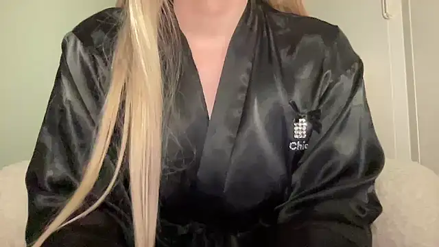 YourGreekAnna online show from March 7, 2026, 4:23 pm