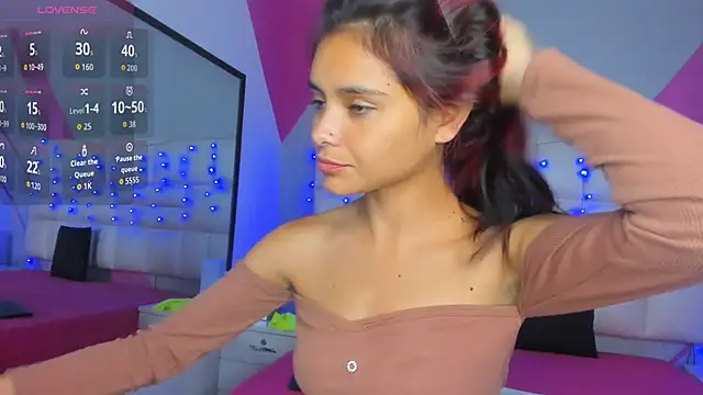 Snapshot of Salome_rouse1 chatting on September 25, 2025, 12:16 am Salome rouse1 online show from September 25, 2025, 12:16 am