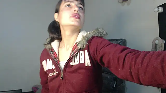 Snapshot of skinny_sweet2411 chatting on February 9, 2026, 12:47 pm skinny sweet2411 online show from February 9, 2026, 12:47 pm