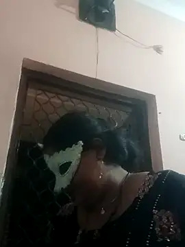 Snapshot of seemi_bhabhi chatting on February 28, 2025, 5:48 am seemi bhabhi online show from February 28, 2025, 5:48 am