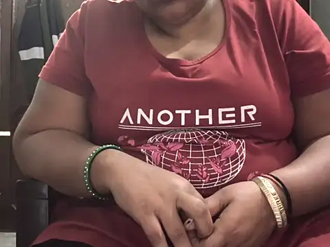 Snapshot of seemi_bhabhi chatting on February 4, 2026, 6:30 am seemi bhabhi online show from February 4, 2026, 6:30 am