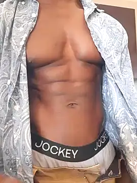 Snapshot of MIGHTY_MAGNUM chatting on January 15, 2025, 4:00 pm MIGHTY MAGNUM online show from January 15, 2025, 4:00 pm