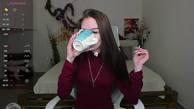 SweetyDeviliya online show from January 10, 2026, 12:11 pm