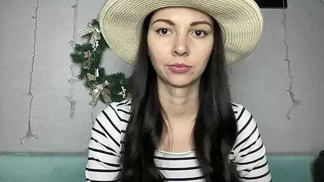 Snapshot of MonicaYour chatting on January 16, 2025, 11:48 pm MonicaYour online show from January 16, 2025, 11:48 pm