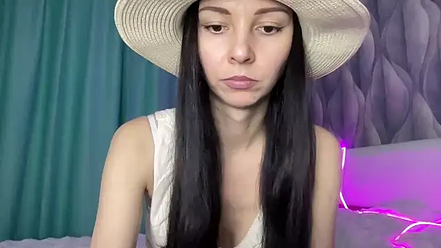 Snapshot of MonicaYour chatting on December 6, 2024, 6:11 pm MonicaYour online show from December 6, 2024, 6:11 pm