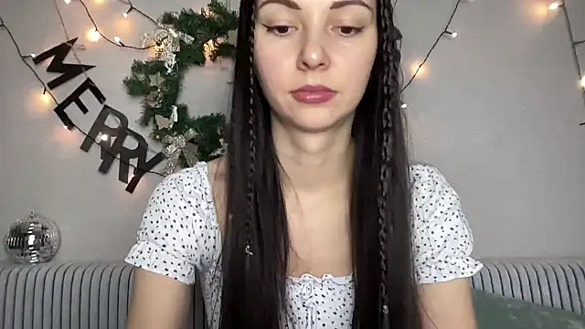 Snapshot of MonicaYour chatting on December 17, 2024, 9:27 pm MonicaYour online show from December 17, 2024, 9:27 pm