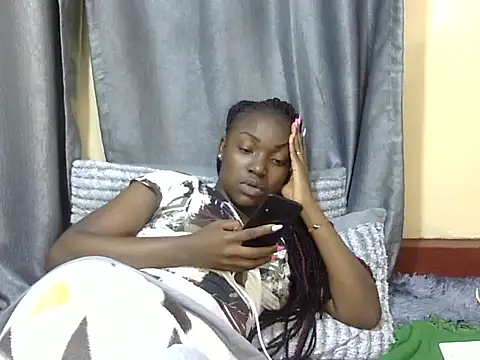 Chichii- online show from January 7, 2025, 9:46 pm