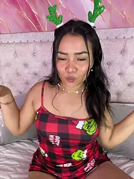 Rousse blue online show from December 17, 2025, 3:44 am