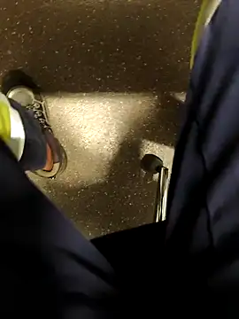 coppiapazza online show from October 15, 2025, 4:26 pm