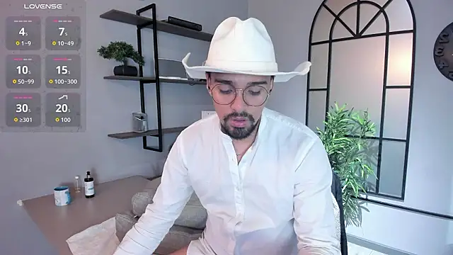 Snapshot of Edward_max chatting on March 4, 2026, 3:25 am Edward max online show from March 4, 2026, 3:25 am