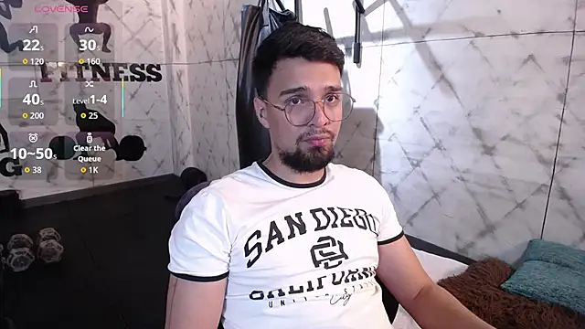 Snapshot of Edward_max chatting on March 28, 2026, 3:40 am Edward max online show from March 28, 2026, 3:40 am