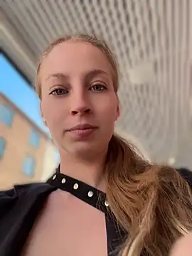 Hr Frk Olsen online show from April 24, 2026, 4:31 pm