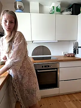 Hr Frk Olsen online show from October 2, 2025, 10:40 am