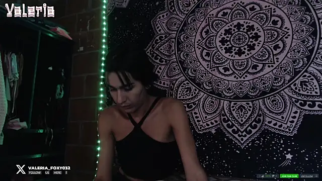 liissa 0 online show from September 15, 2025, 5:24 pm