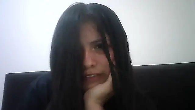 Snapshot of Elsa_sweet chatting on January 27, 2025, 2:42 am Elsa sweet online show from January 27, 2025, 2:42 am