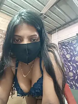 queensenorita online show from November 24, 2025, 7:08 am