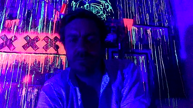 3615 ULLA online show from May 7, 2026, 7:17 pm
