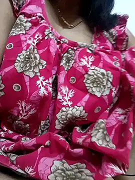 Snapshot of Priya_2222 chatting on March 18, 2026, 6:53 pm Priya 2222 online show from March 18, 2026, 6:53 pm