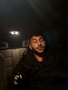 Snapshot of Iulianmarius12 chatting on February 10, 2026, 10:20 pm Iulianmarius12 online show from February 10, 2026, 10:20 pm