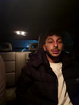 Snapshot of Iulianmarius12 chatting on February 21, 2026, 9:06 pm Iulianmarius12 online show from February 21, 2026, 9:06 pm