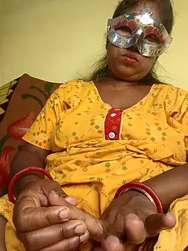 Snapshot of tinabhabhi chatting on April 18, 2026, 10:39 am tinabhabhi online show from April 18, 2026, 10:39 am