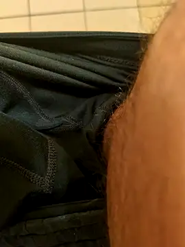 Snapshot of SensualG300 chatting on February 4, 2026, 12:16 am SensualG300 online show from February 4, 2026, 12:16 am