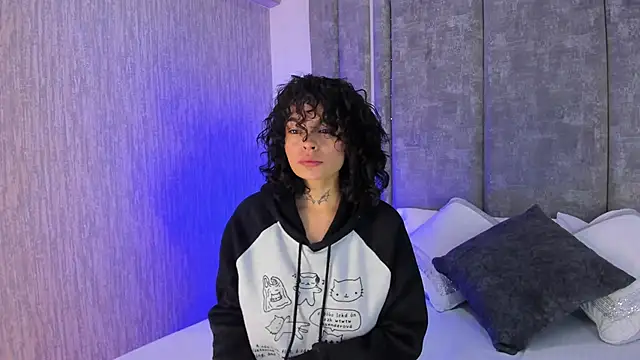 KatherineGomez online show from October 14, 2025, 1:50 am