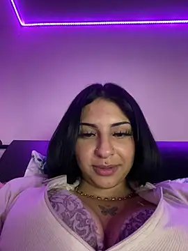 Snapshot of Hilary_pinkk chatting on March 15, 2025, 6:36 am Hilary pinkk online show from March 15, 2025, 6:36 am