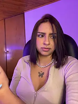 Hilary pinkk online show from March 2, 2026, 7:48 am