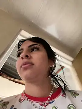 Snapshot of Hilary_pinkk chatting on September 11, 2025, 5:24 pm Hilary pinkk online show from September 11, 2025, 5:24 pm