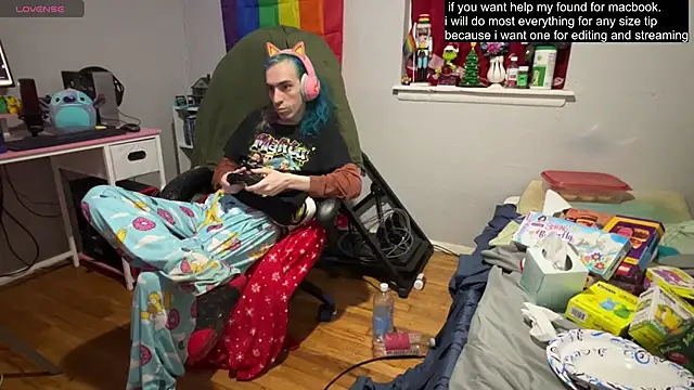 Snapshot of tallnerdyguy chatting on March 9, 2025, 1:04 am tallnerdyguy online show from March 9, 2025, 1:04 am