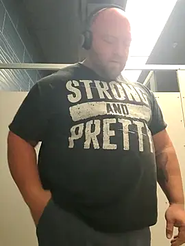 Snapshot of Strong_Bear89 chatting on December 2, 2024, 2:59 am Strong Bear89 online show from December 2, 2024, 2:59 am