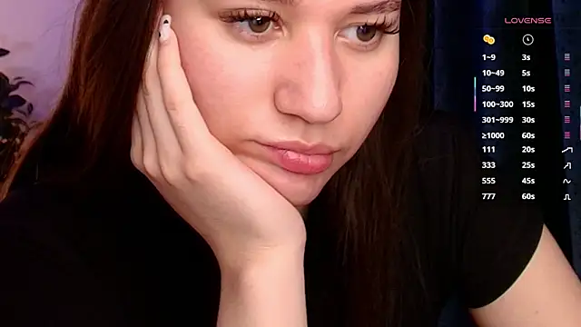 Snapshot of margeriTirell chatting on December 21, 2025, 2:57 am margeriTirell online show from December 21, 2025, 2:57 am