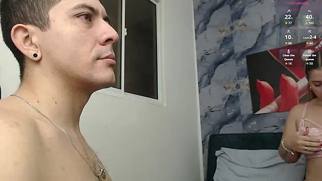 sophia frank online show from November 18, 2025, 1:03 pm