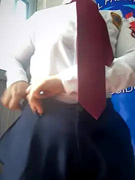 Alysson-- online show from November 7, 2025, 4:11 pm