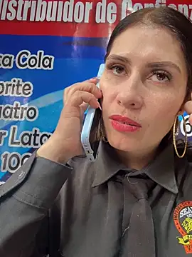 Alysson-- online show from November 13, 2025, 3:49 pm