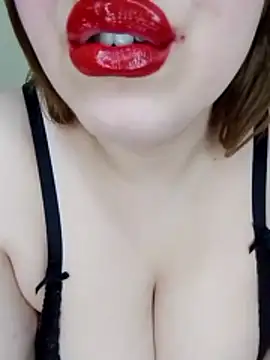 sexy-mariya online show from March 12, 2026, 7:07 pm