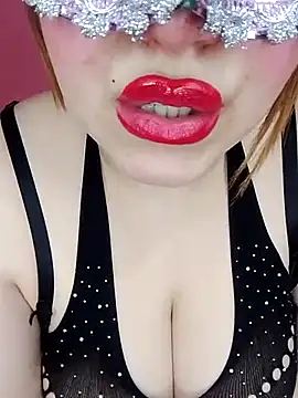 sexy-mariya online show from April 16, 2026, 9:26 pm