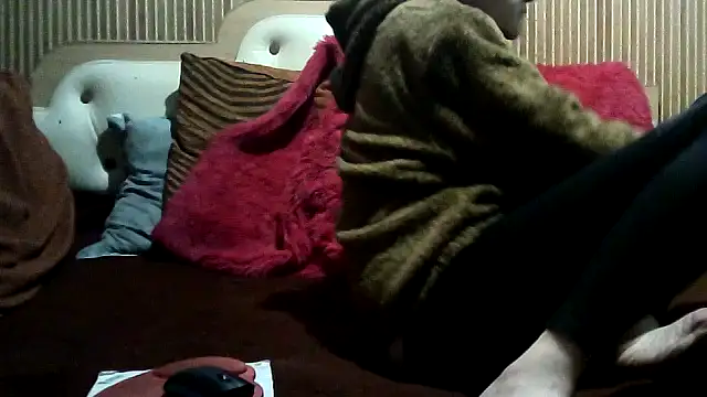 AlanaLaDream online show from February 8, 2026, 6:49 pm