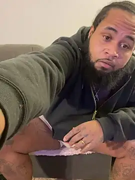 Snapshot of Pap1_Champo chatting on February 18, 2025, 3:21 am Pap1 Champo online show from February 18, 2025, 3:21 am