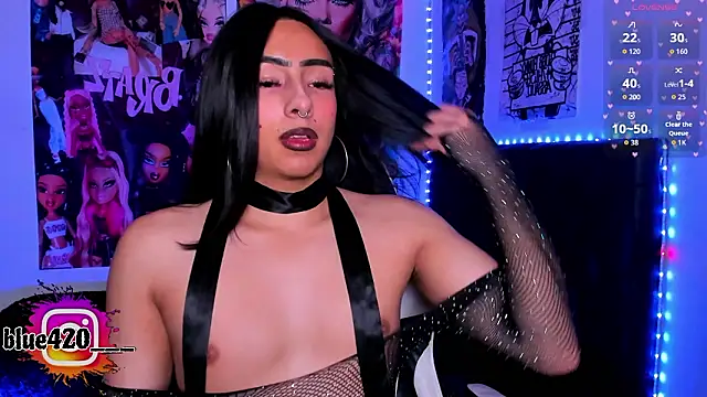 Skyler  blue4 online show from February 20, 2026, 6:26 am