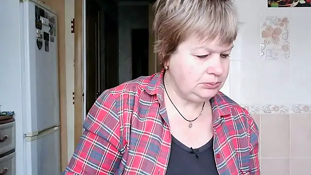 Ettie Tonia online show from February 15, 2026, 6:58 am