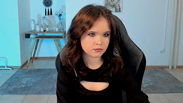 Snapshot of Elainebeness chatting on January 31, 2025, 7:18 pm Elainebeness online show from January 31, 2025, 7:18 pm