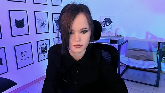 Snapshot of Elainebeness chatting on February 5, 2025, 11:28 pm Elainebeness online show from February 5, 2025, 11:28 pm