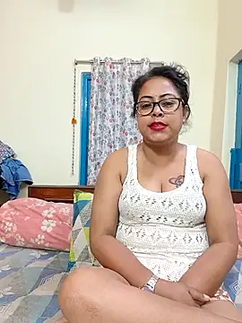 Snapshot of JODI_NO1 chatting on April 13, 2026, 12:53 pm JODI NO1 online show from April 13, 2026, 12:53 pm