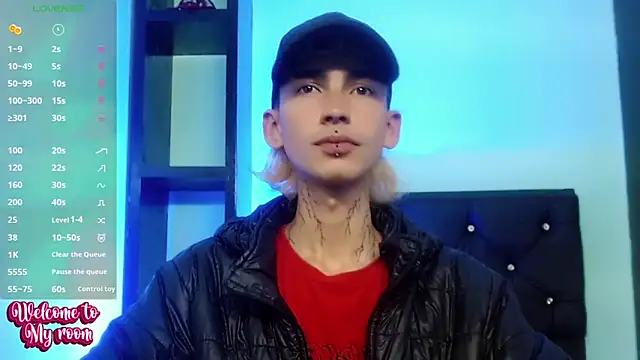 ttimy x boy online show from April 8, 2026, 6:42 pm