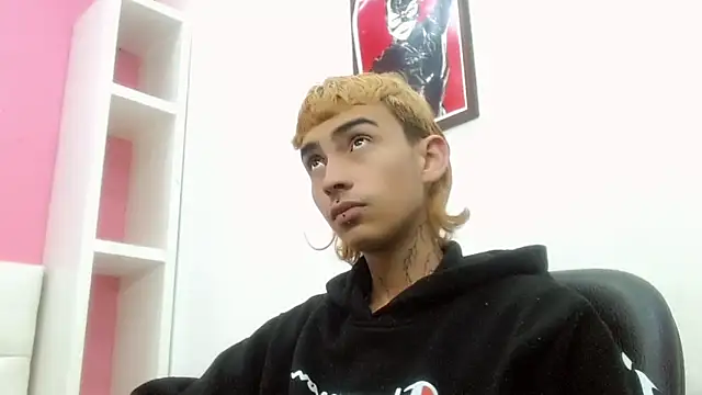 ttimy x boy online show from February 19, 2026, 3:14 am