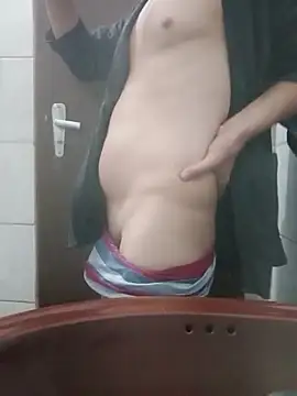 Snapshot of Gostozim7 chatting on November 24, 2025, 6:19 pm Gostozim7 online show from November 24, 2025, 6:19 pm