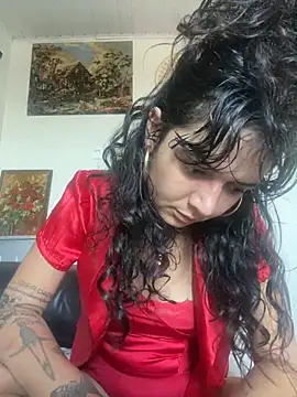 magalunabb online show from December 18, 2025, 8:12 pm