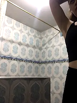 Snapshot of Miss_oliviaa chatting on October 2, 2025, 11:02 am Miss oliviaa online show from October 2, 2025, 11:02 am